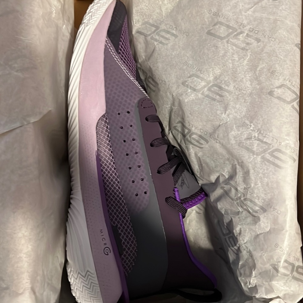 Kids Basketball Shoes
